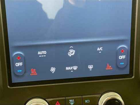 Used 2022 Ford Edge SEL w/ Convenience Package image 20