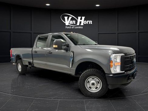 Used 2025 Ford F350 XL w/ XL Off-Road Package AWD/4WD image 1