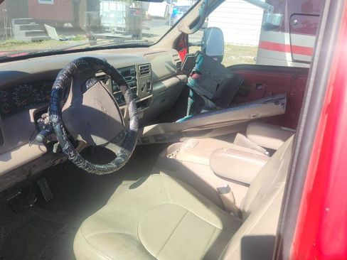 Used 1999 Ford F250 Lariat image 3