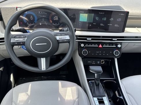 New 2026 Hyundai Tucson SEL FWD image 25