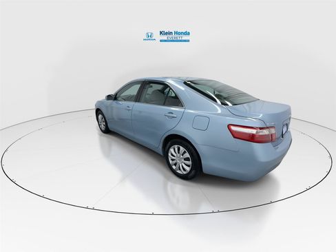 Used 2009 Toyota Camry LE FWD image 8