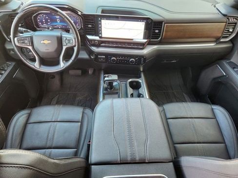 Used 2024 Chevrolet Silverado 1500 High Country image 28