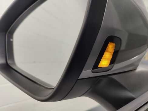 Certified 2023 Volkswagen ID.4 Pro S image 21