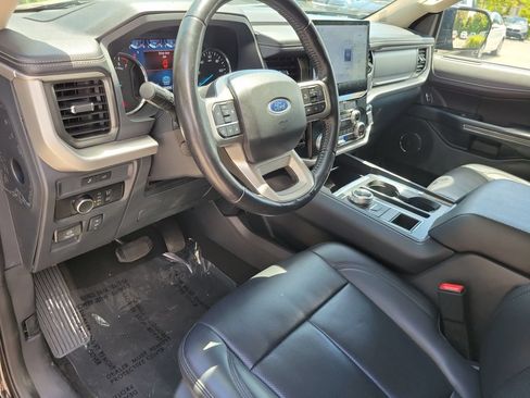 Used 2024 Ford Expedition Max XLT RWD image 24