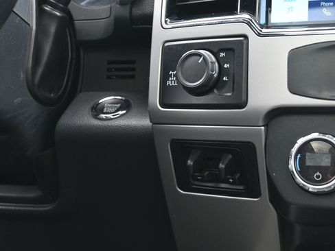 Used 2022 Ford F250 Lariat w/ Lariat Ultimate Package image 35