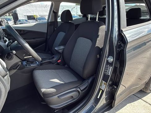 Used 2018 Hyundai Kona SE FWD image 22