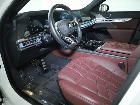 Used 2026 BMW 740i xDrive AWD/4WD image 16
