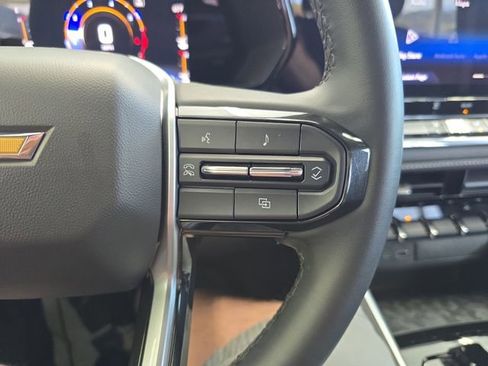 Certified 2023 Chevrolet Colorado LT AWD/4WD image 18