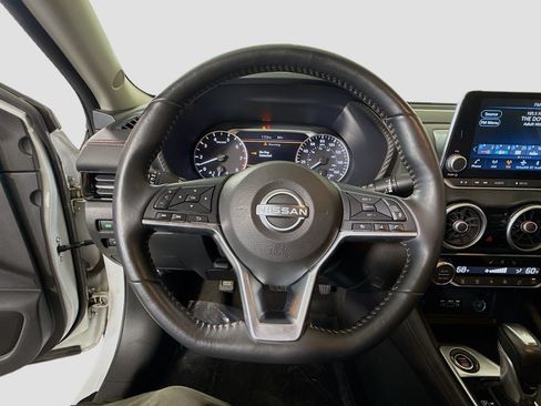 Used 2024 Nissan Sentra SR w/ SR Premium Package FWD image 13