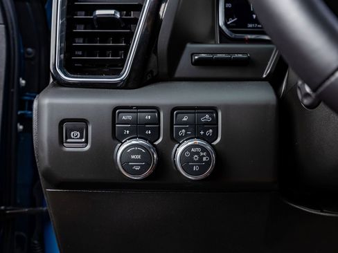 Used 2025 GMC Sierra 1500 Denali Ultimate image 22