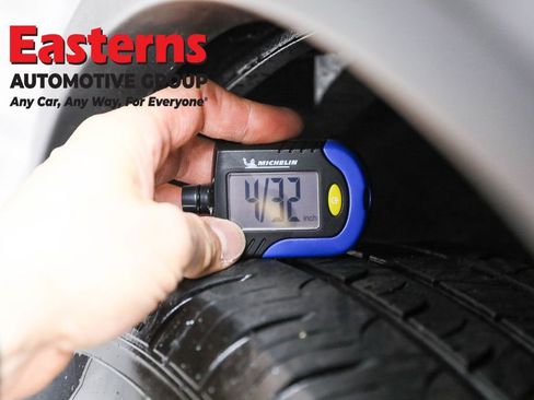 Used 2022 Nissan Rogue SV image 28