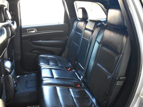 Used 2015 Jeep Grand Cherokee Limited w/ Luxury Group II AWD/4WD image 47