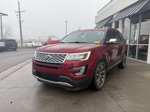 Used 2017 Ford Explorer Platinum image 5