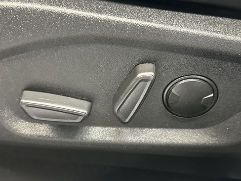 Used 2024 Ford Edge SEL w/ Convenience Package image 23