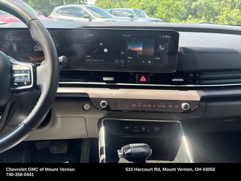 Used 2025 Kia Carnival EX FWD image 20