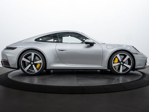 Certified 2025 Porsche 911 Carrera S image 8