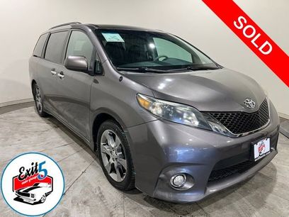 Used 2013 Toyota Sienna SE
