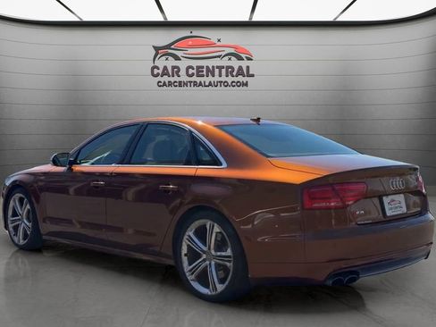 Used 2014 Audi S8 AWD/4WD image 4