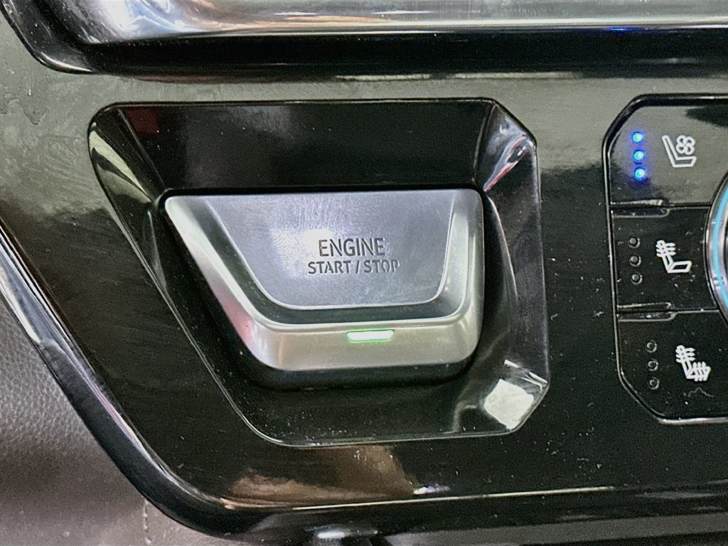 Used 2024 GMC Sierra 3500 Denali AWD/4WD image 27