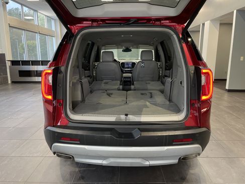 Used 2022 GMC Acadia SLT FWD image 40
