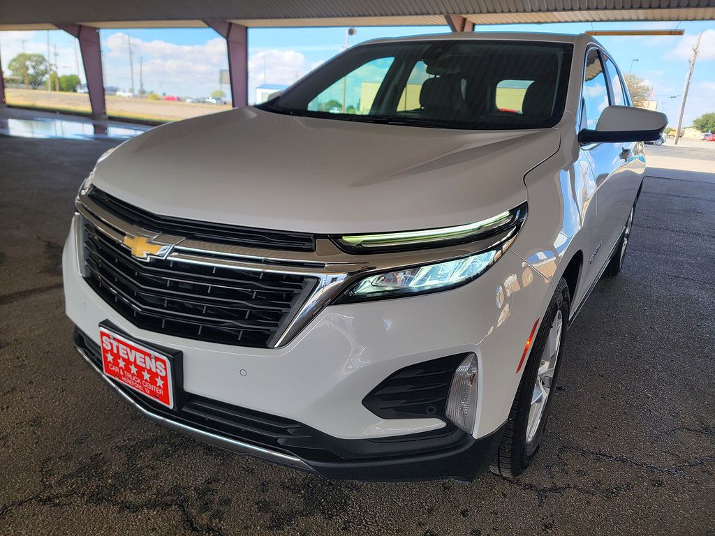 Used 2023 Chevrolet Equinox LT w/ LPO, Floor Liner Package AWD/4WD image 3