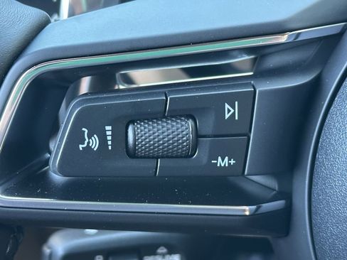 New 2026 Porsche Macan image 26