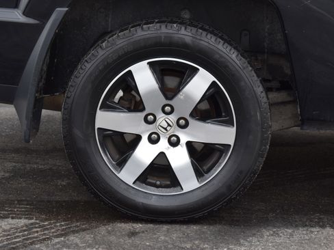 Used 2014 Honda Ridgeline SE image 40