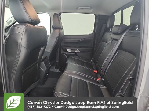 Used 2025 Ford Ranger Lariat w/ FX4 Off-Road Package image 31