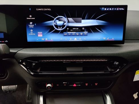 New 2026 BMW 430i Coupe w/ M Sport Package image 19