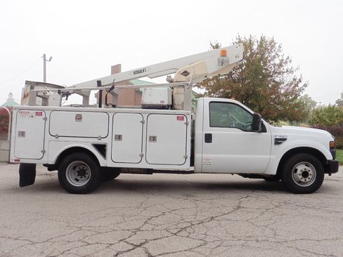 Used 2008 Ford F350 XLT image 7