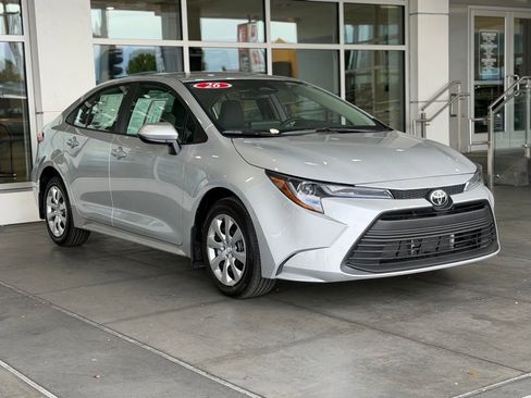 Used 2026 Toyota Corolla LE FWD image 6