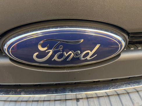 Used 2015 Ford F550 4x4 Regular Cab Super Duty image 29