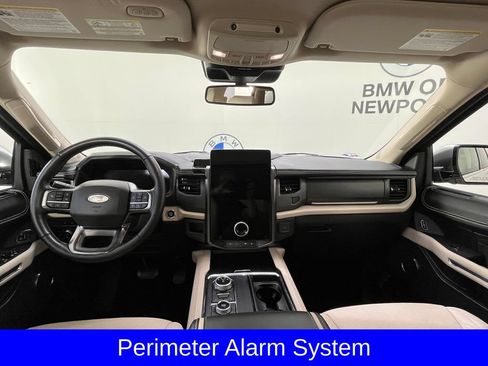 Used 2022 Ford Expedition Platinum AWD/4WD image 9