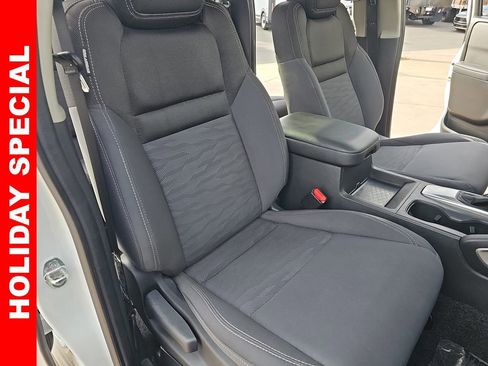 Used 2023 Nissan Frontier SV w/ Technology Package image 10