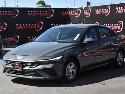 Used 2024 Hyundai Elantra SE
