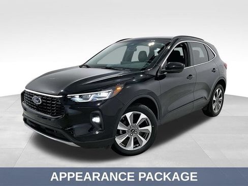 Used 2024 Ford Escape Platinum AWD/4WD image 4