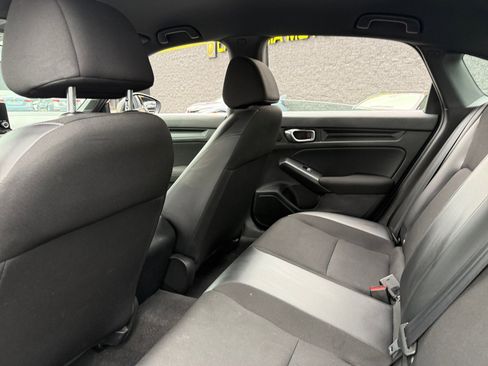 Used 2023 Honda Civic Sport image 16