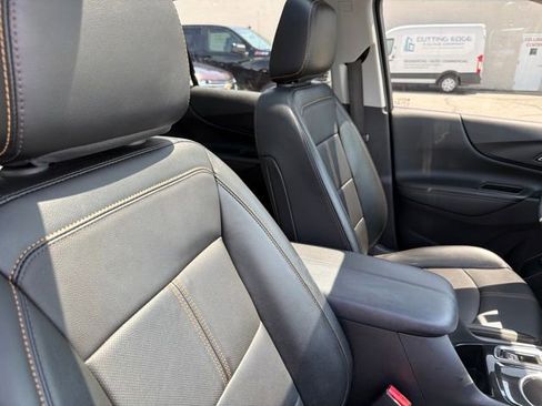 Used 2023 Chevrolet Equinox Premier AWD/4WD image 28