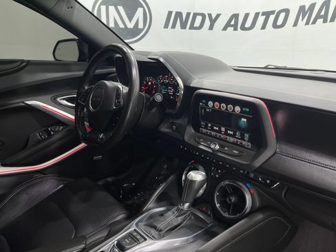 Used 2018 Chevrolet Camaro SS RWD image 20