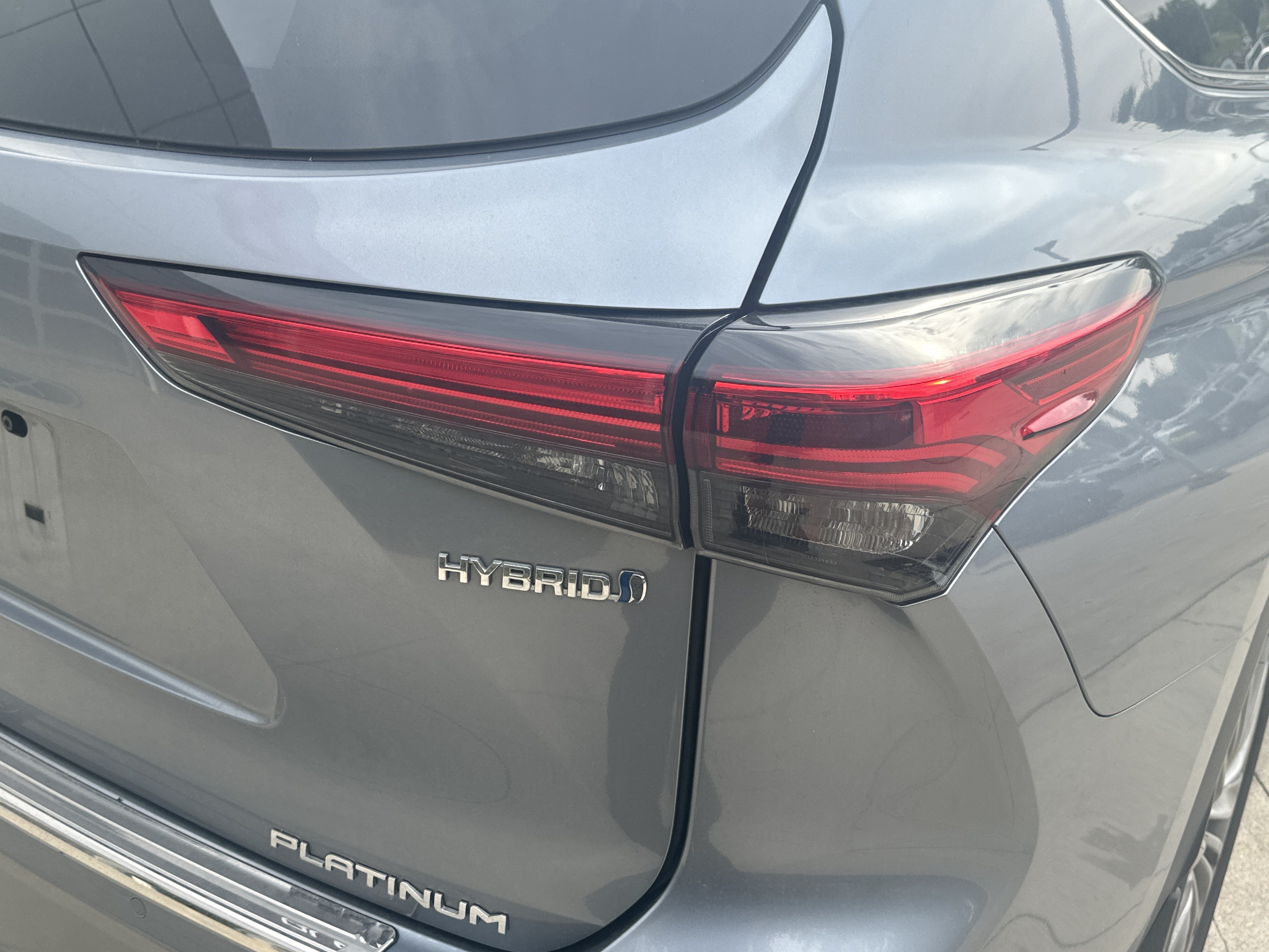 Used 2021 Toyota Highlander Platinum AWD/4WD image 12