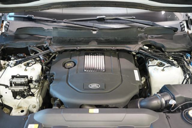 Used 2021 Land Rover Range Rover HSE AWD/4WD image 11