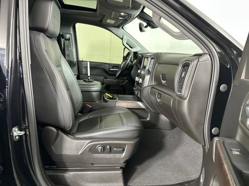 Used 2023 GMC Sierra 2500 Denali w/ Denali Black Diamond Edition image 28