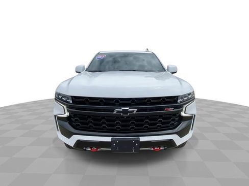 Used 2022 Chevrolet Tahoe Z71 w/ Luxury Package AWD/4WD image 5