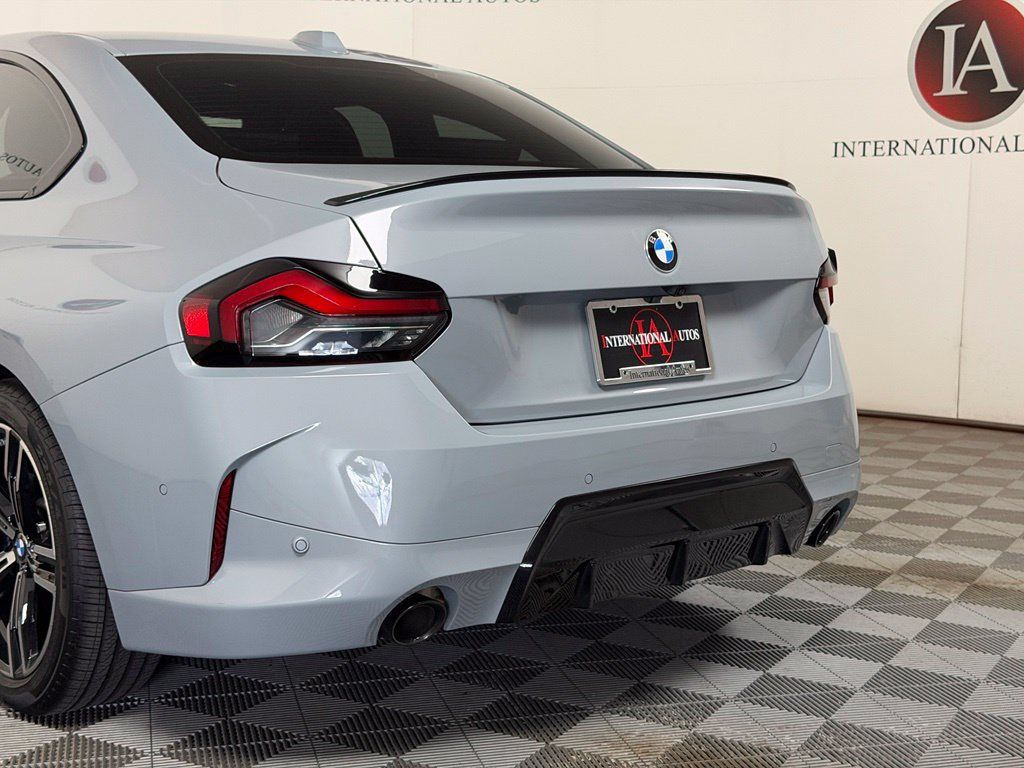 Used 2025 BMW 230i xDrive Coupe w/ M Sport Package AWD/4WD image 10