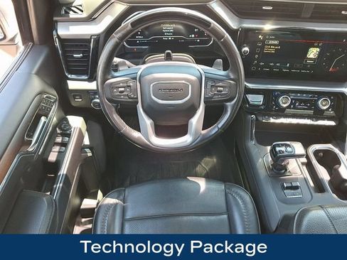 Used 2024 GMC Sierra 1500 Denali AWD/4WD image 3