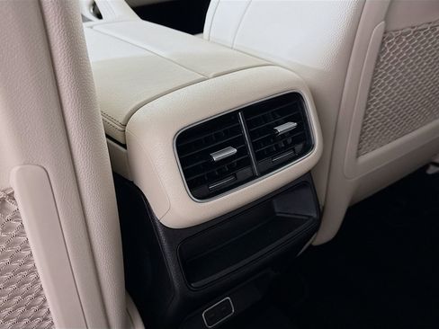 Used 2024 Mercedes-Benz GLE 350 4MATIC image 28