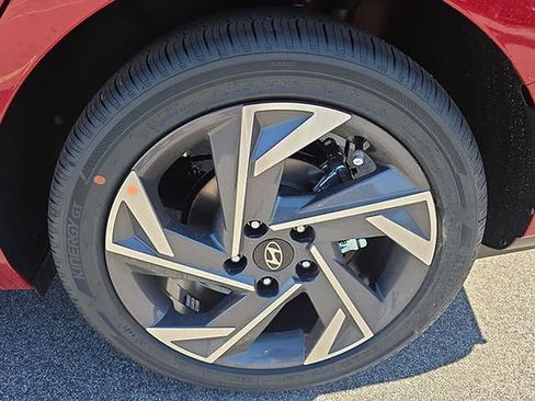 New 2026 Hyundai Elantra Limited image 46