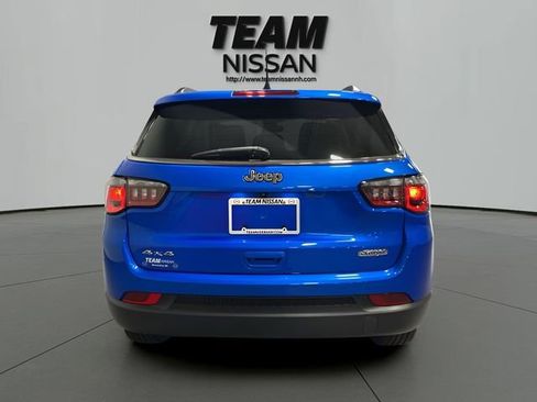Used 2022 Jeep Compass Latitude AWD/4WD image 5