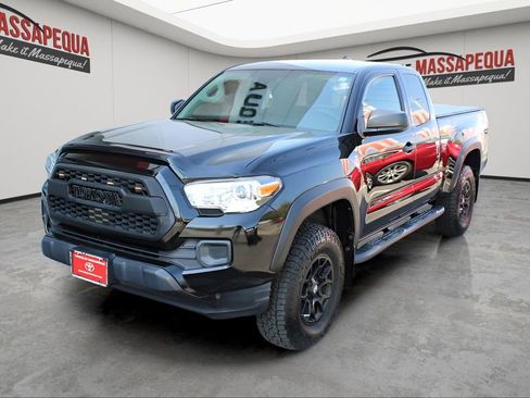 Used 2020 Toyota Tacoma SR w/ SX Package AWD/4WD image 1