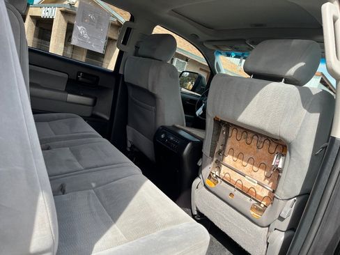 Used 2014 Toyota Sequoia SR5 image 36